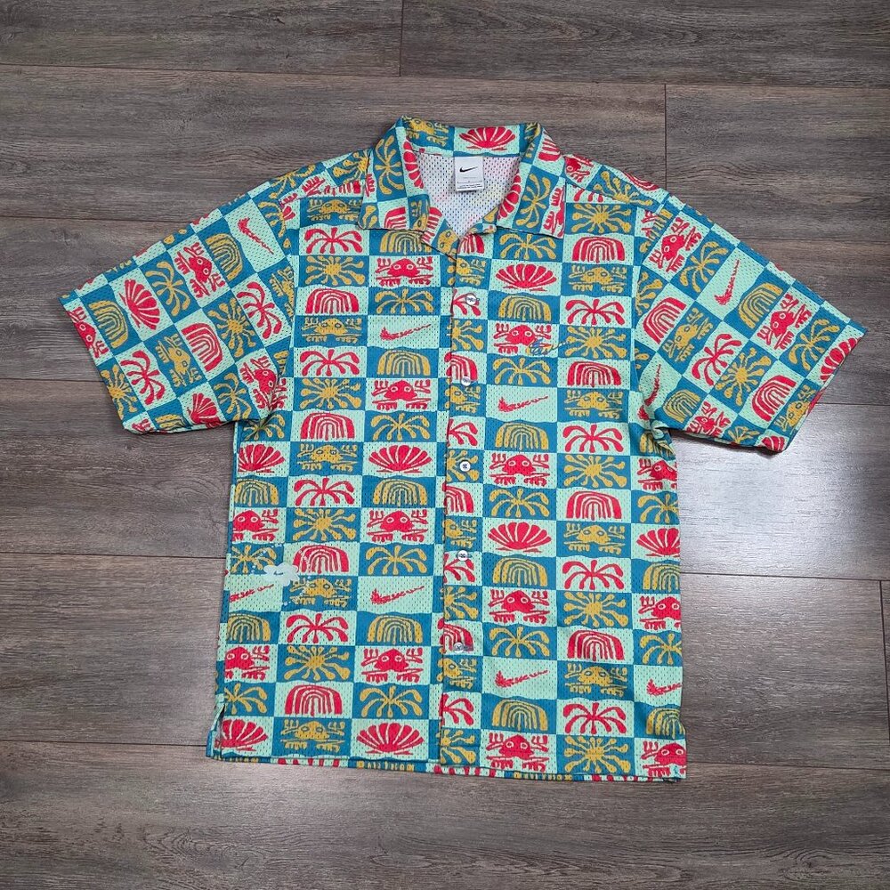 Nike Dri-Fit Hawaiin Resort Short Sleeve Size Small Mesh Button-Up DV0041-446